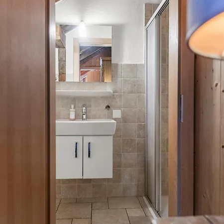 بيت للعطل Salgesh - 16 Pers & 16 Lits - Terrasse - Nature Salgesch