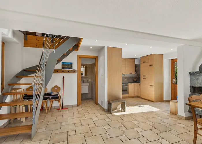 Salgesh - 16 Pers & 16 Lits - Terrasse - Nature Ferienhaus Salgesch